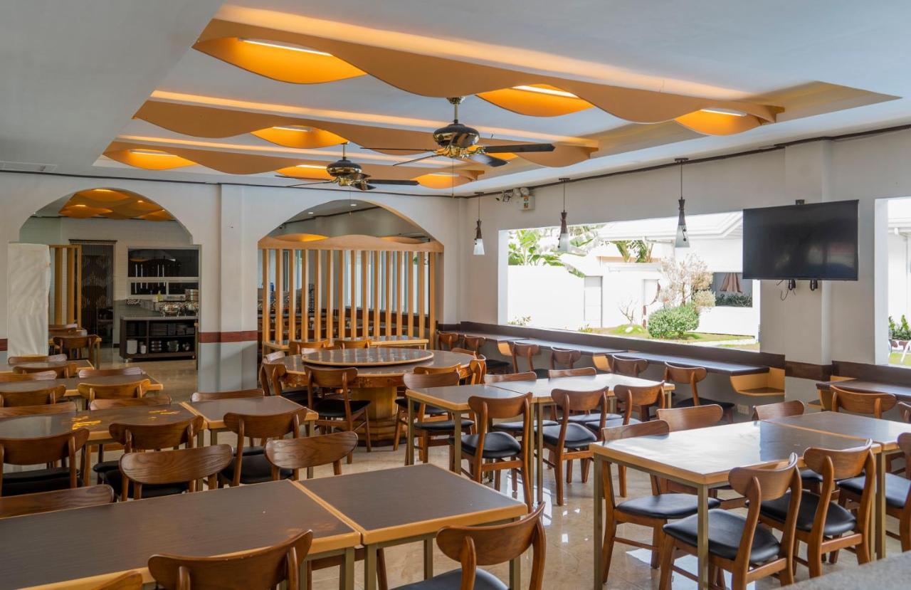 Adela Resort Panglao Island Exterior photo